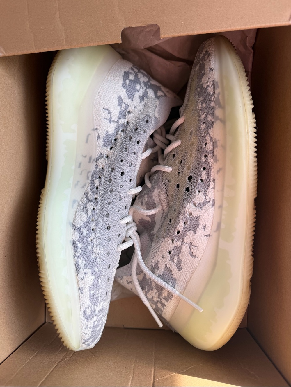 Men’s Yeezy 380 ‘Alien’ Size 12